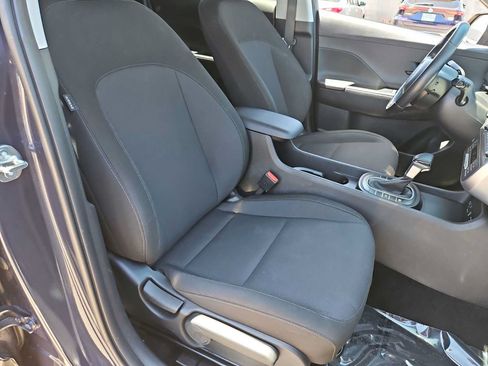 Certified 2025 Hyundai Kona SEL AWD/4WD image 21