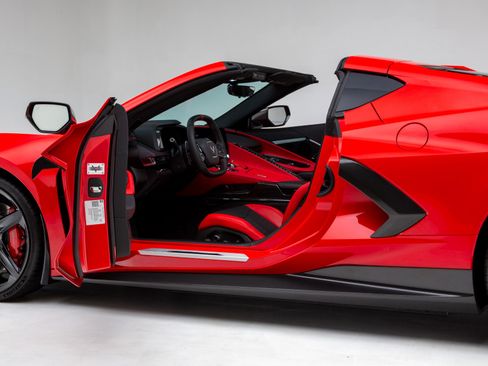 Used 2023 Chevrolet Corvette Stingray Preferred Cpe w/ Z51 Performance Package RWD image 24