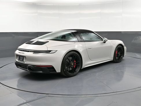 Certified 2023 Porsche 911 Targa 4 GTS AWD/4WD image 8