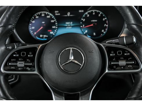 Certified 2021 Mercedes-Benz GLC 300 4MATIC image 17