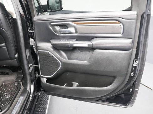 Used 2022 RAM 1500 Laramie AWD/4WD image 30