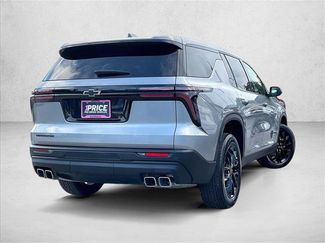 Used 2024 Chevrolet Traverse LS w/ Midnight/Sport Edition FWD video 2