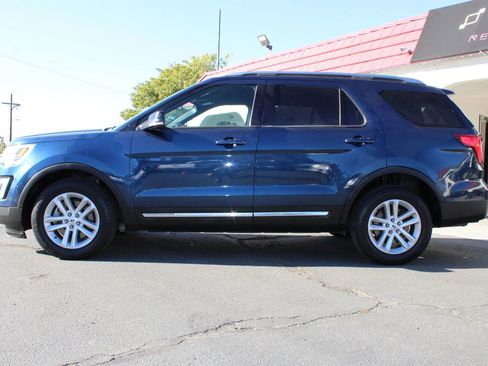 Used 2017 Ford Explorer XLT w/ Equipment Group 201A image 17