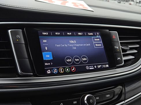 Used 2023 Buick Enclave Premium w/ Experience Buick Package image 19