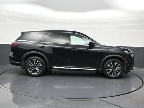 Used 2026 INFINITI QX60 Luxe w/ Cargo Package FWD image 7