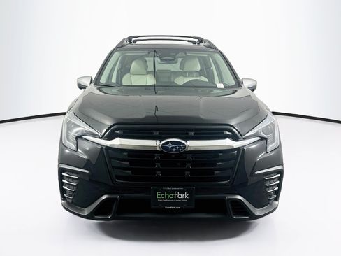 Used 2023 Subaru Ascent Limited w/ Technology Package AWD/4WD image 2