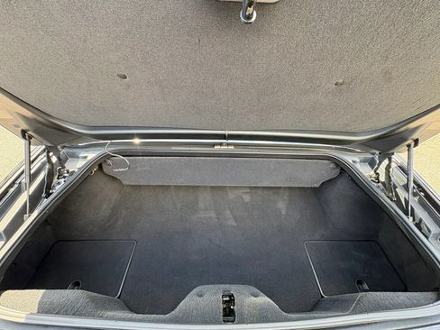 Used 2005 Chevrolet Corvette Coupe w/ Preferred Equipment Group RWD image 28