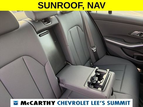 Used 2021 BMW 330i xDrive Sedan w/ Convenience Package image 31