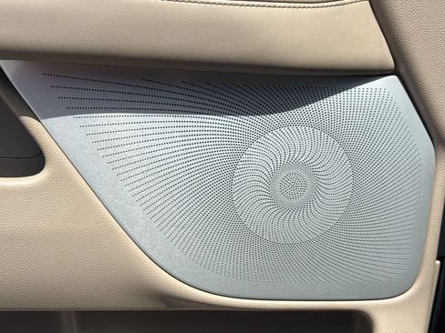 Certified 2022 Lincoln Navigator Reserve AWD/4WD image 17