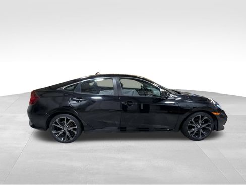 Used 2020 Honda Civic Sport image 4