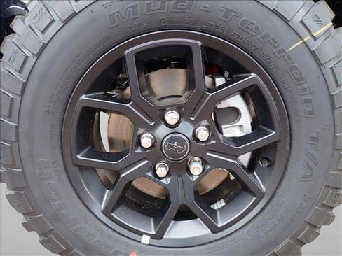 New 2025 Jeep Gladiator Sport AWD/4WD image 7