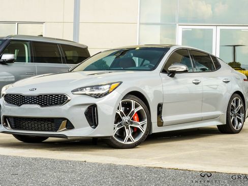 Used 2018 Kia Stinger GT2 AWD/4WD image 1
