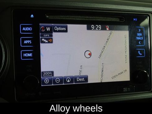 Used 2016 Toyota Tacoma TRD Sport image 8