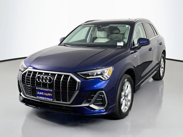 Used 2023 Audi Q3 2.0T Premium Plus AWD/4WD image 3