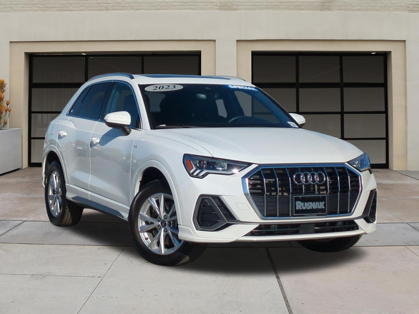 Used 2023 Audi Q3 2.0T Premium w/ Convenience Package AWD/4WD image 32