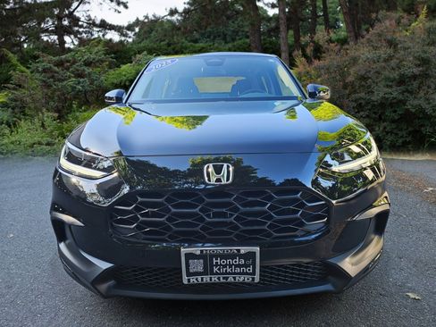 Certified 2025 Honda HR-V LX image 2