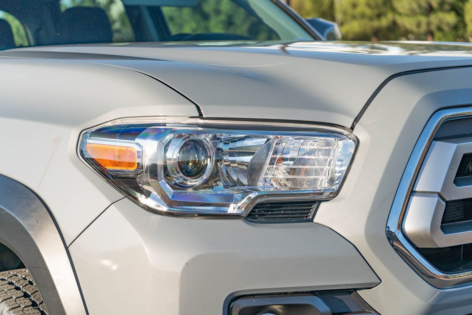 Certified 2021 Toyota Tacoma SR5 w/ Trail Edition AWD/4WD image 13