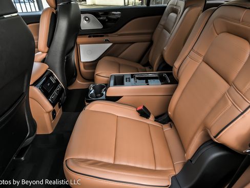 Used 2025 Lincoln Aviator Black Label w/ Jet Appearance Package image 29