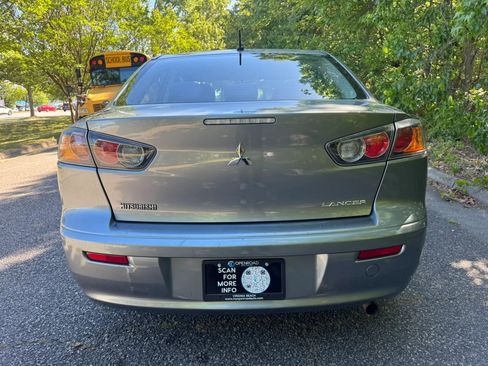 Used 2014 Mitsubishi Lancer ES FWD image 8