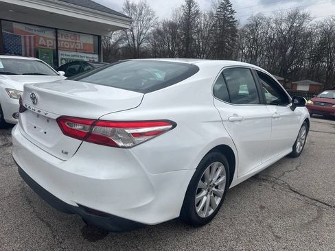 Used 2018 Toyota Camry LE image 25