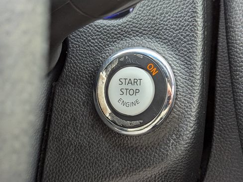 Used 2015 INFINITI Q40 Base AWD 4dr Sedan w/ Moonroof Package image 24