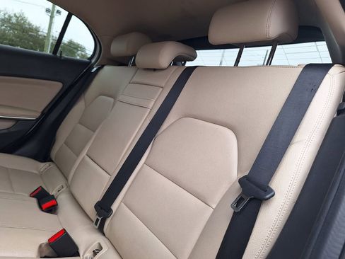 Used 2019 Mercedes-Benz GLA 250 image 22