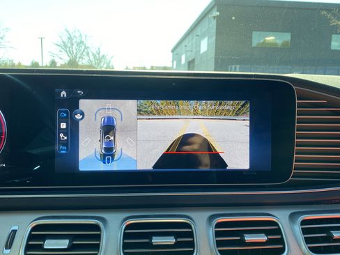 Used 2025 Mercedes-Benz GLE 53 AMG 4MATIC Coupe image 26