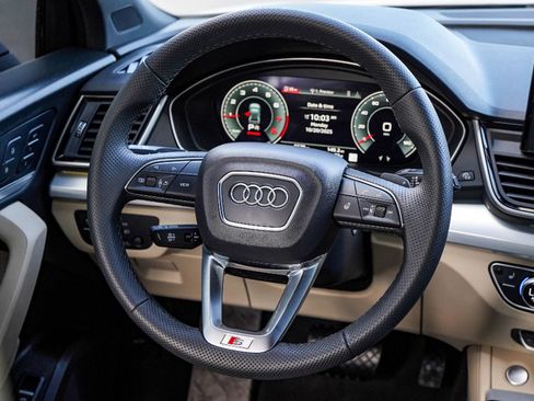 Certified 2025 Audi Q5 2.0T Premium Plus image 26