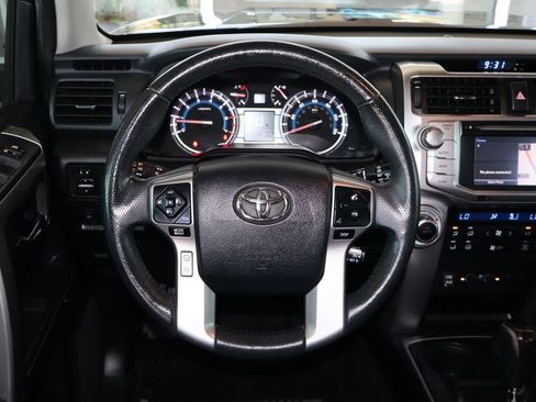 Used 2018 Toyota 4Runner Limited AWD/4WD image 21