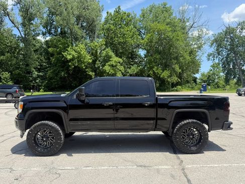Used 2015 GMC Sierra 1500 Denali w/ Driver Alert Package AWD/4WD image 8
