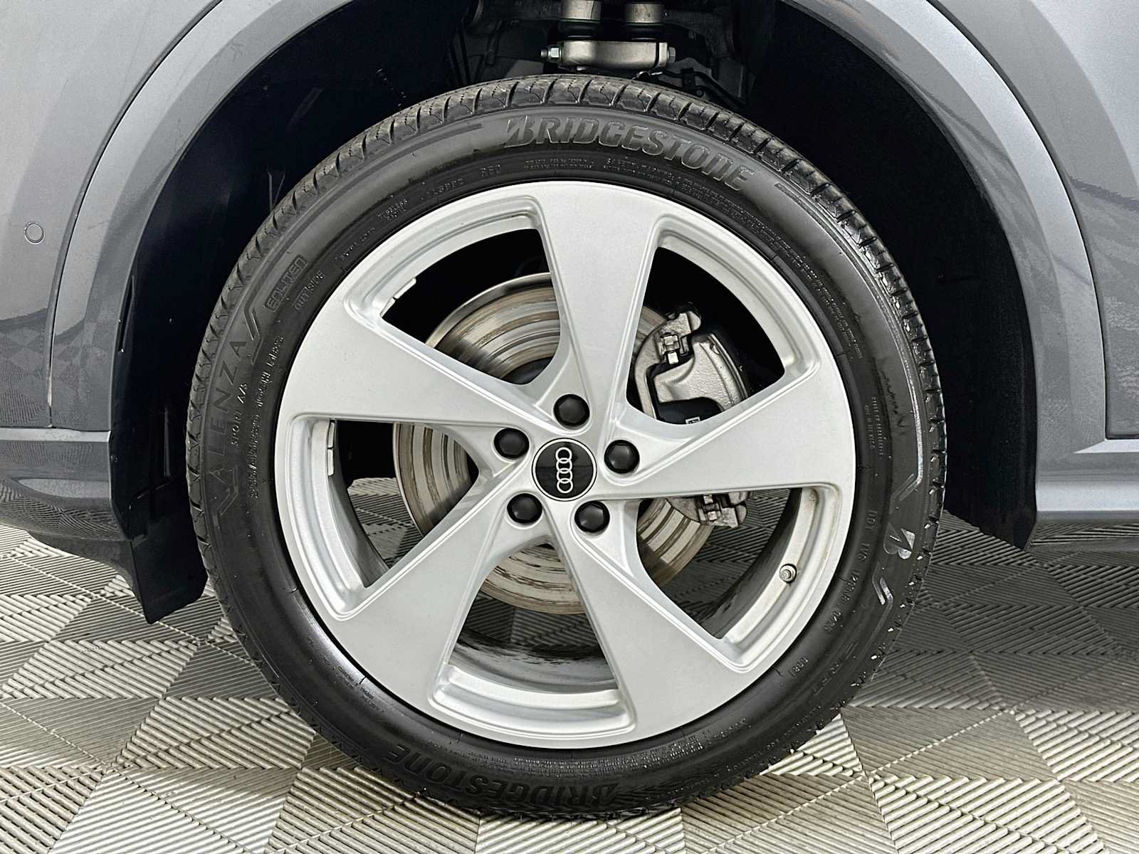 Used 2025 Audi Q5 Premium Plus AWD/4WD image 29