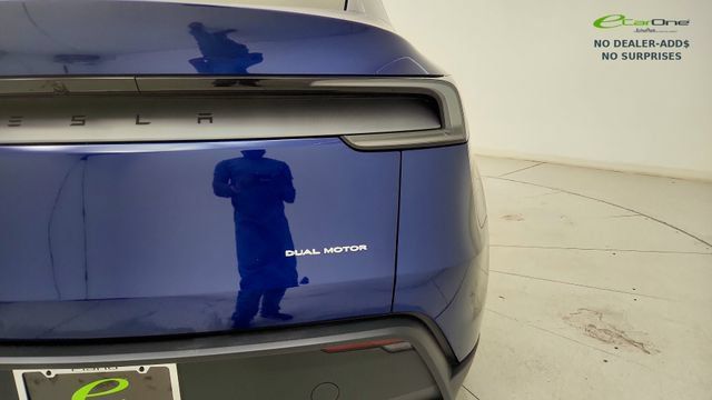 Used 2026 Tesla Model Y AWD image 28