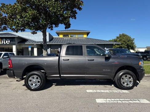 Used 2024 RAM 2500 Laramie AWD/4WD image 8