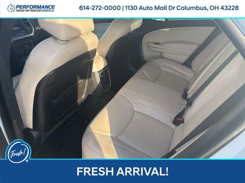 Used 2019 Chrysler 300 Touring L w/ Quick Order Package 22F image 13