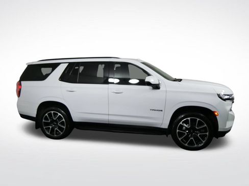 Used 2024 Chevrolet Tahoe RST w/ Luxury Package AWD/4WD image 2