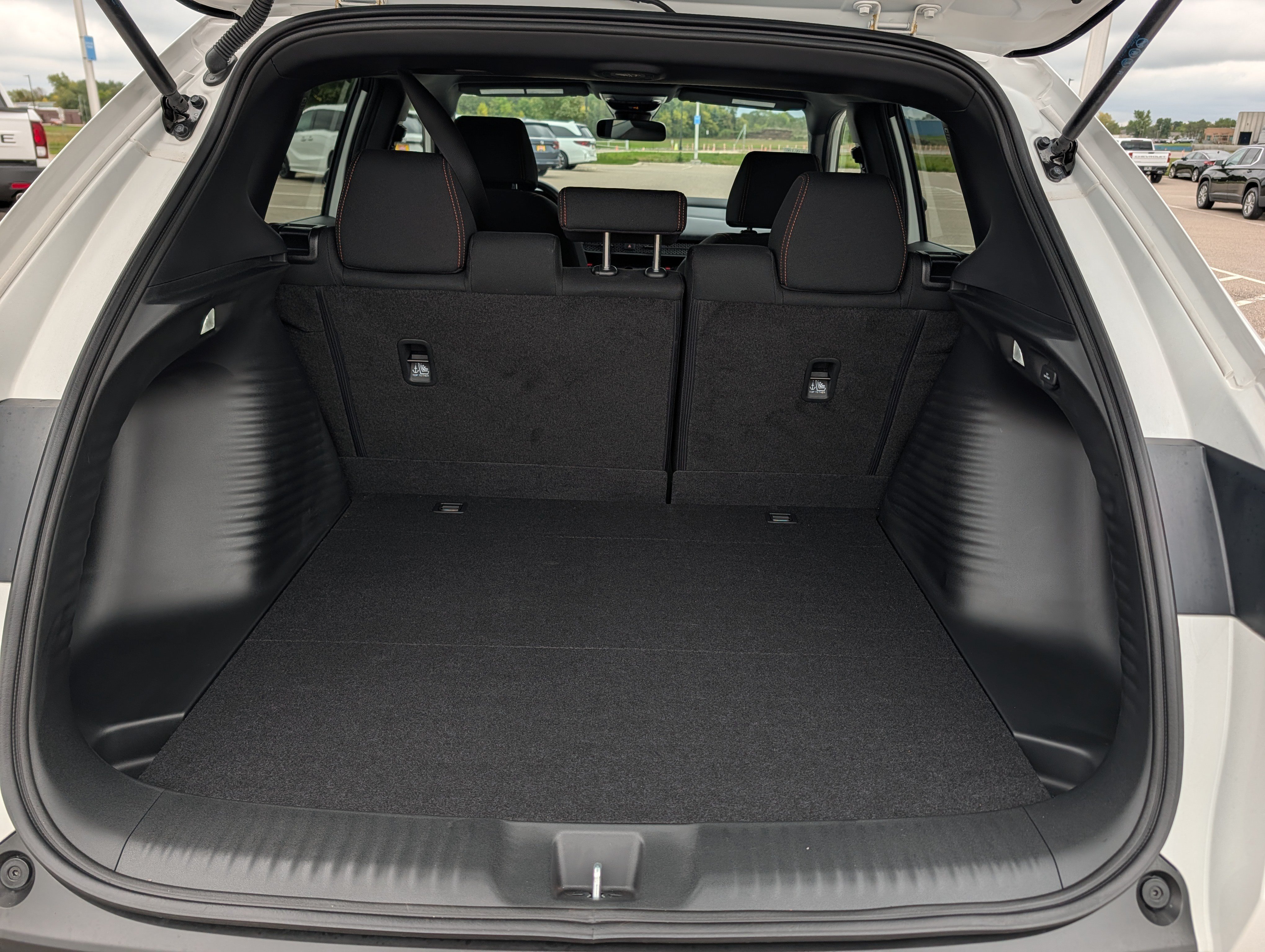 Used 2025 Honda HR-V Sport image 18