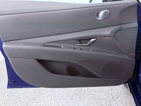 Used 2023 Hyundai Elantra SEL FWD image 13