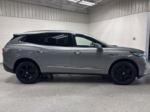 Used 2024 Buick Enclave Essence w/ Sport Touring Edition image 8