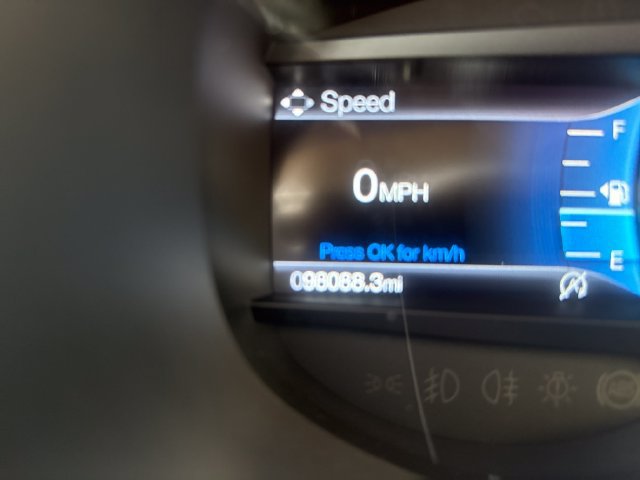 Used 2019 Ford Edge Titanium FWD image 13