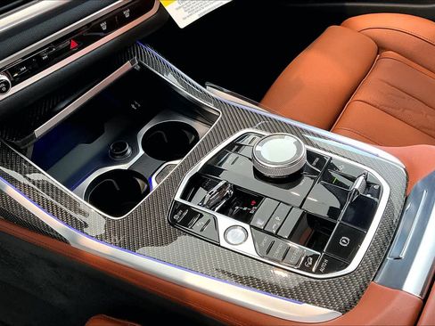 New 2027 BMW X7 M60i AWD/4WD image 8