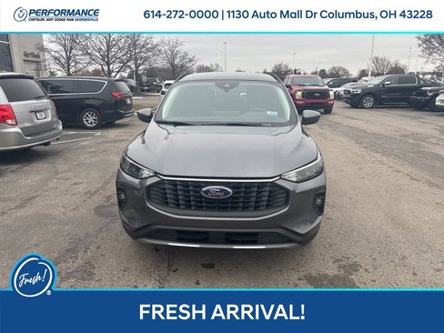 Used 2024 Ford Escape SE image 9