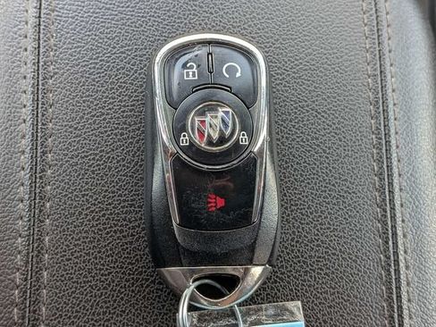 Used 2021 Buick Encore GX Select FWD image 29