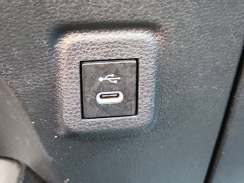 Used 2023 Toyota Corolla LE w/ Carpet Mat Package (TMS) FWD image 25