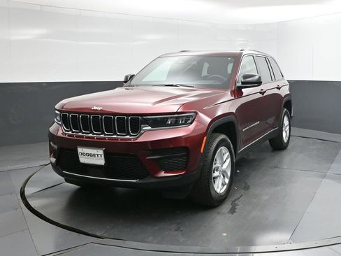 New 2025 Jeep Grand Cherokee Laredo X w/ Luxury Tech Group I RWD image 30