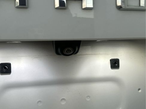 Used 2023 Chevrolet Tahoe LT w/ Luxury Package image 15