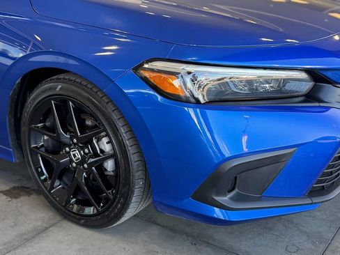 Used 2024 Honda Civic Sport image 8