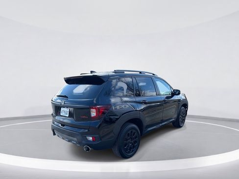 Used 2023 Honda Passport TrailSport image 8