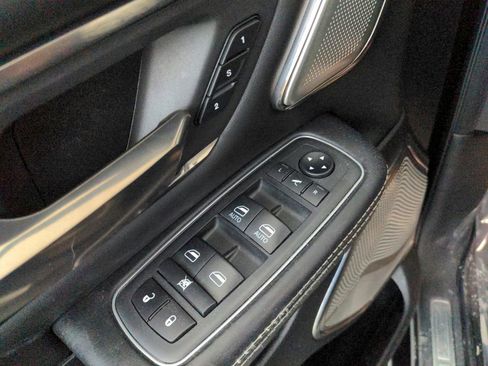 Used 2020 RAM 1500 Limited image 24