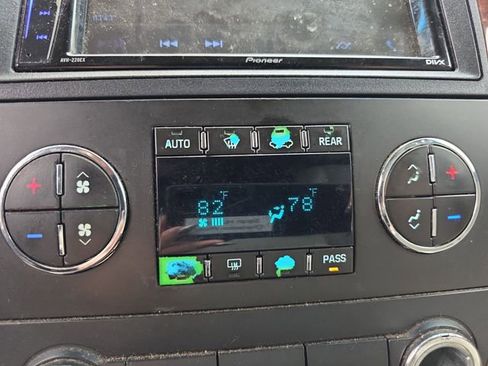 Used 2012 Chevrolet Tahoe LT image 29