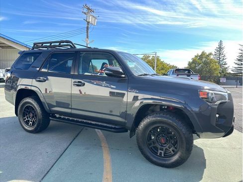 Used 2024 Toyota 4Runner TRD Pro AWD/4WD image 6